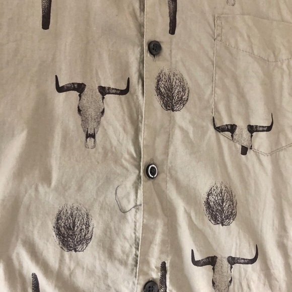 Sovereign Code Button Down - Picture 3 of 4